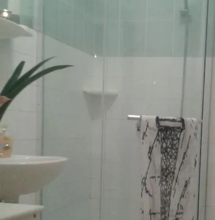 And Laguna 3* تروغير